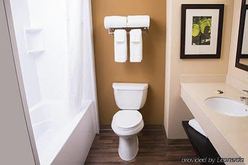 Extended America - - Airport - N Westshore Blvd Hotel